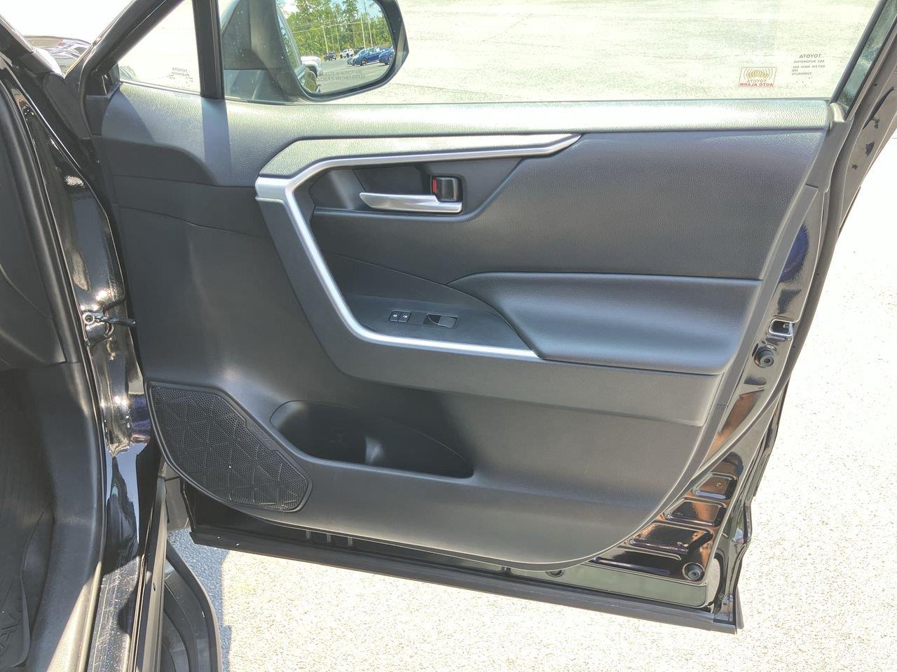 Used 2021 Toyota RAV4 SUV