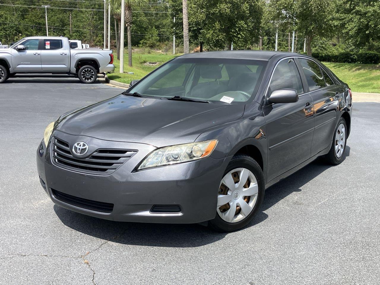 Gray (Magnetic Gray Metallic) 2009 Toyota Camry Sedan Front-Wheel Drive 5-Speed Automatic