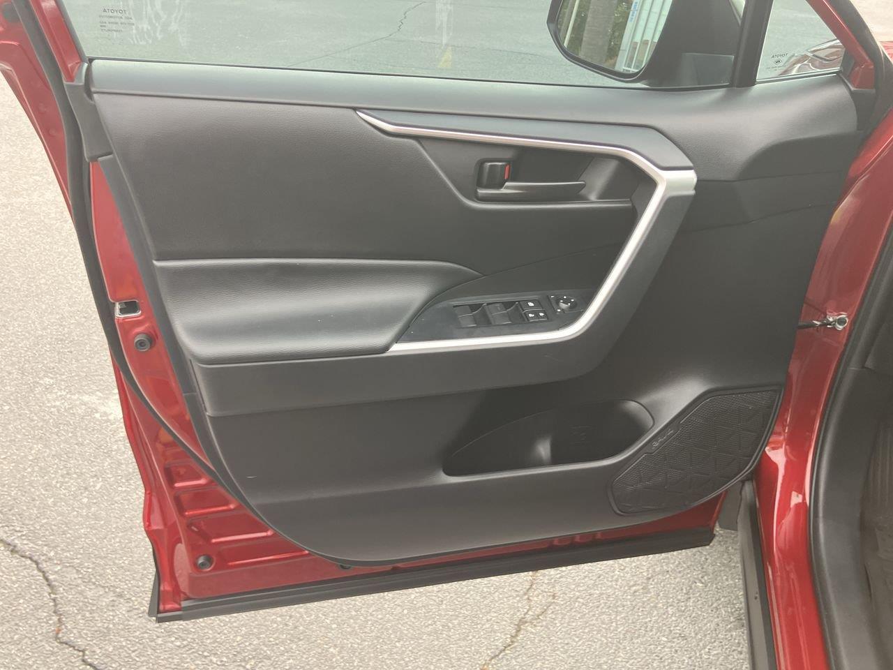 Used 2024 Toyota RAV4 SUV
