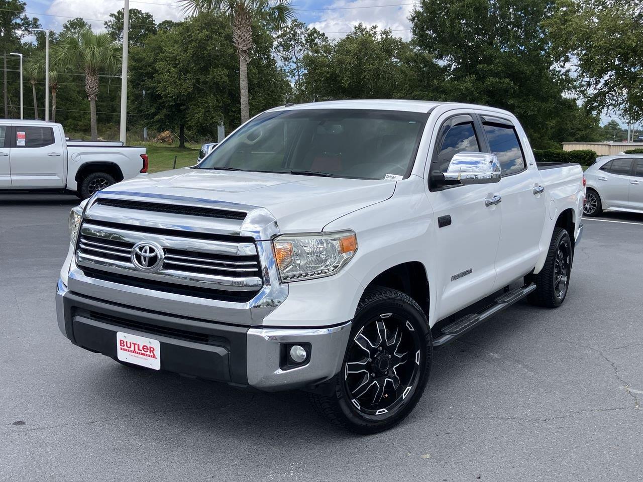 2017 Toyota Tundra SR5 CrewMax 5.7L FFV