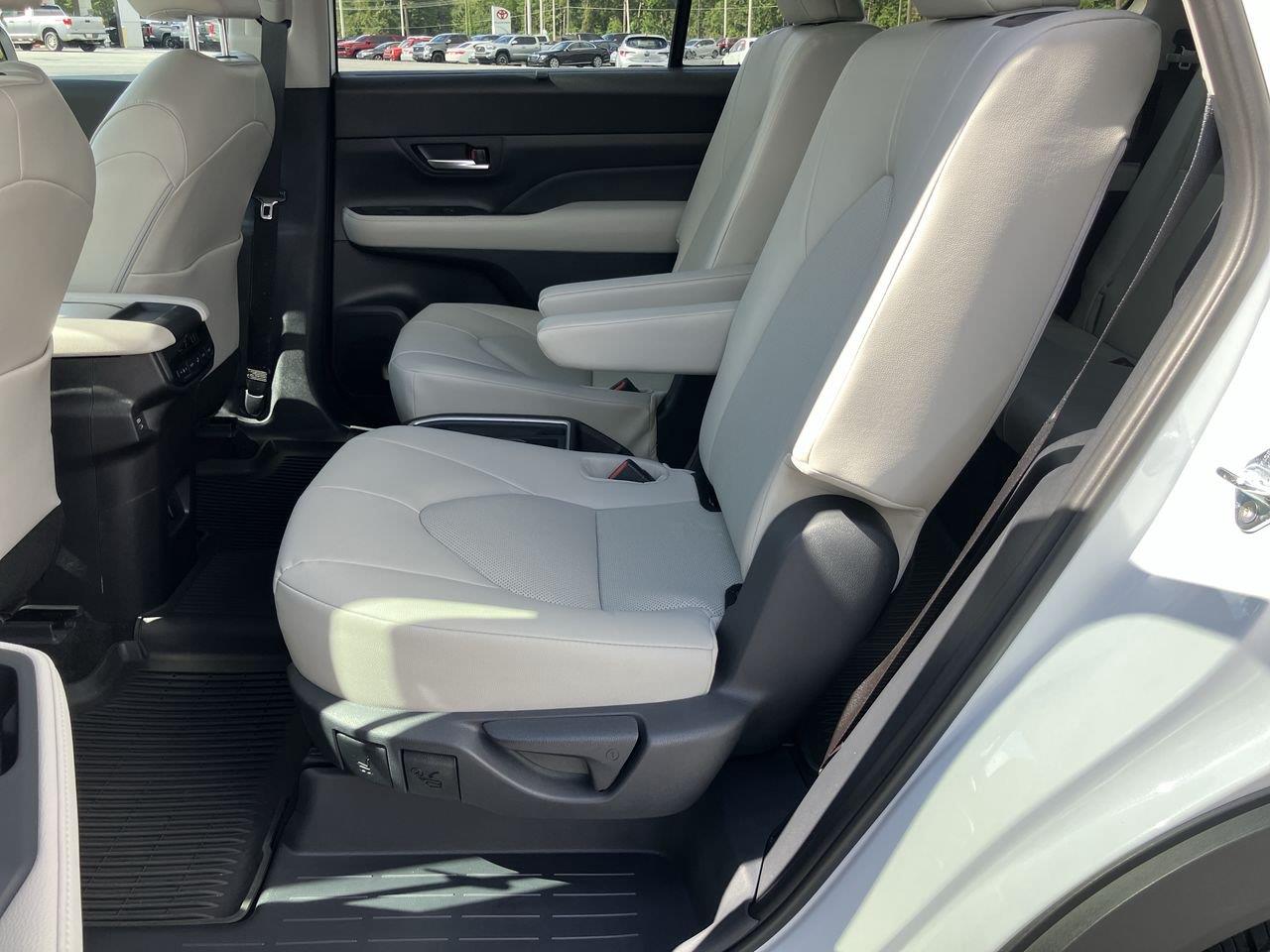 Used 2025 Toyota Grand Highlander SUV