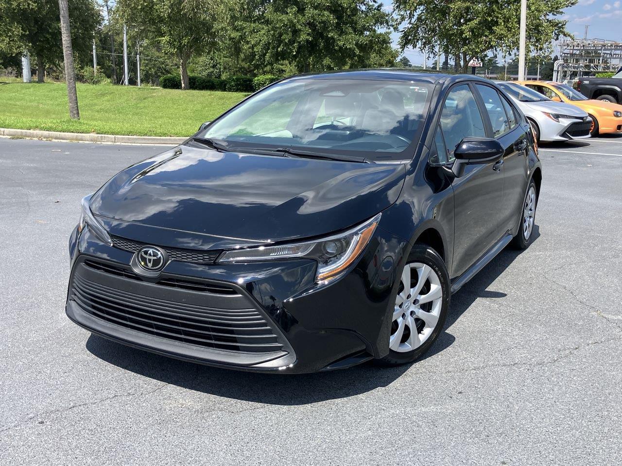 2025 Toyota Corolla LE FWD