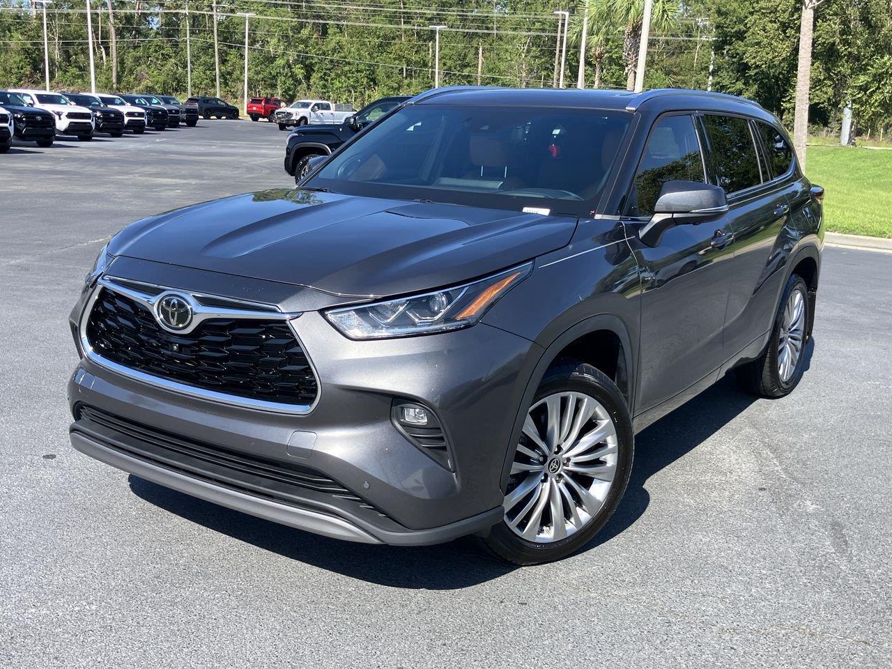 2024 Toyota Highlander Platinum FWD