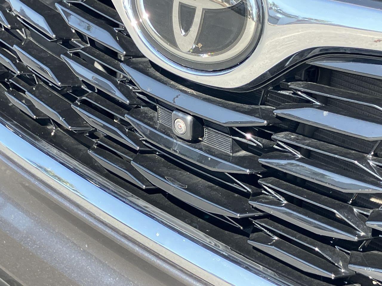 Used 2024 Toyota Highlander SUV