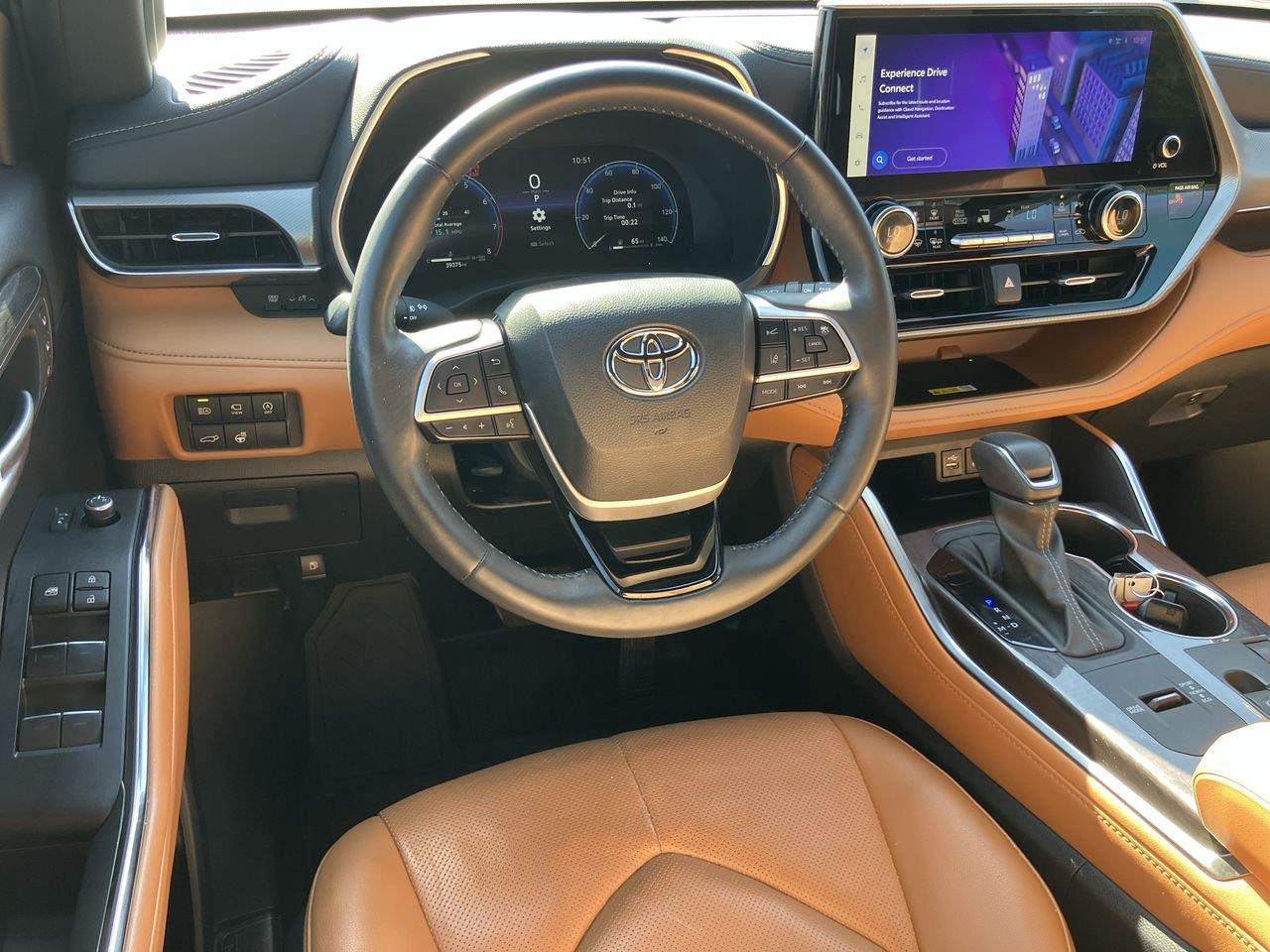 Used 2024 Toyota Highlander SUV