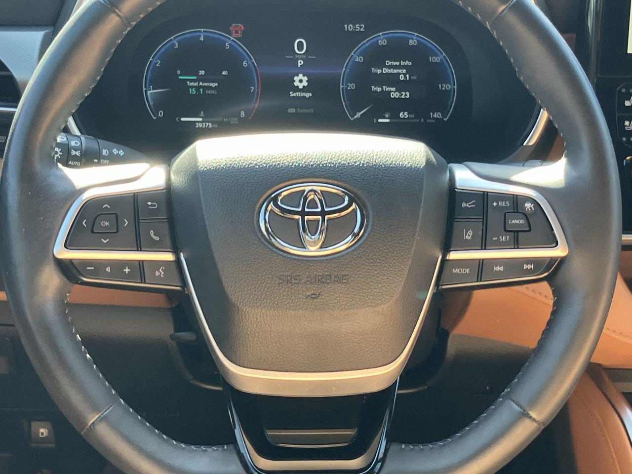 Used 2024 Toyota Highlander SUV