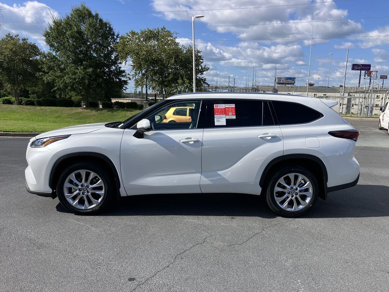 New 2026 Toyota Highlander SUV