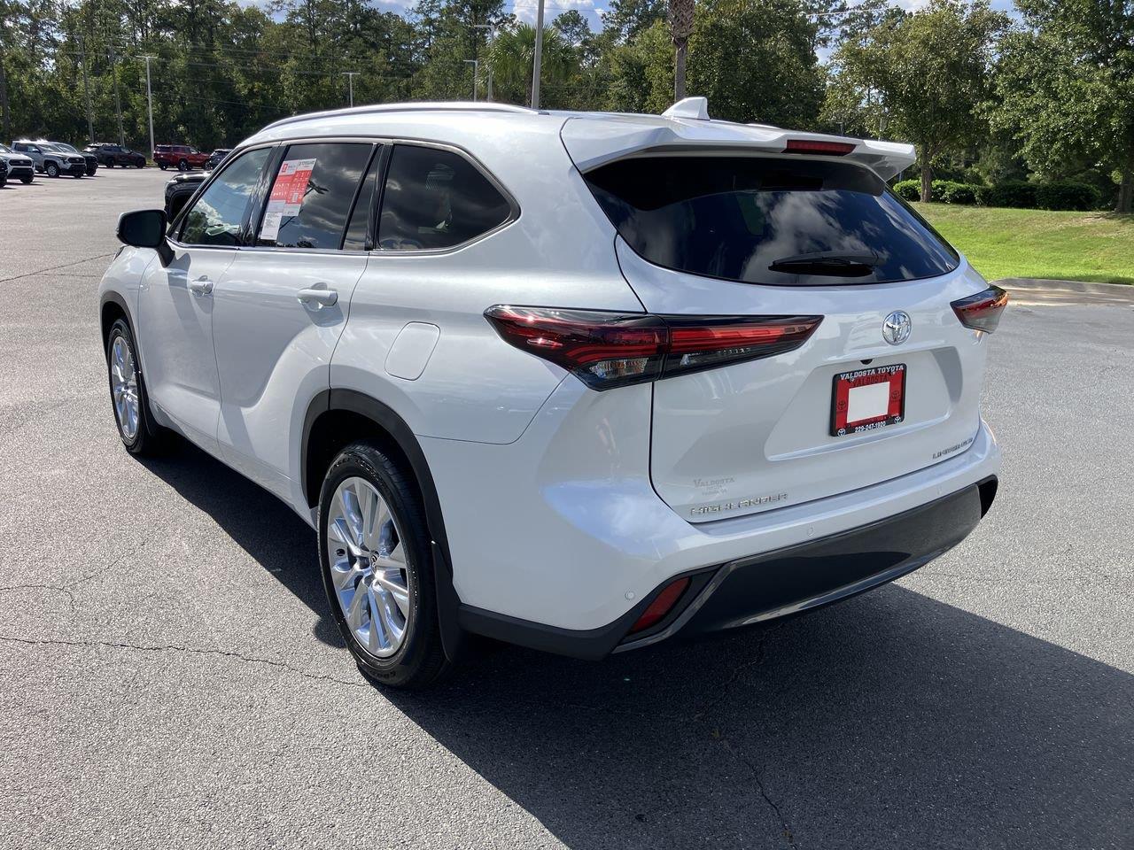 New 2026 Toyota Highlander SUV