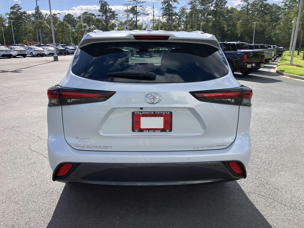 New 2026 Toyota Highlander SUV