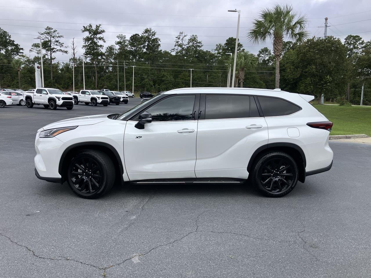 Used 2025 Toyota Highlander SUV