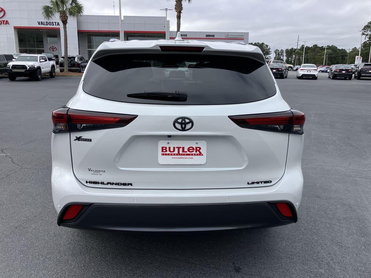 Used 2025 Toyota Highlander SUV