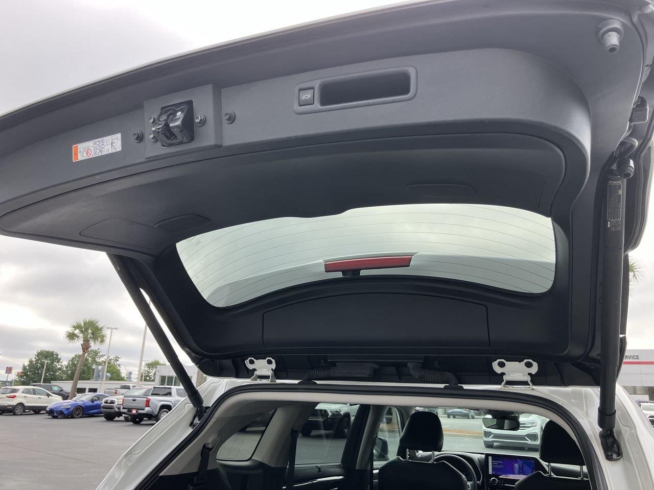 Used 2025 Toyota Highlander SUV