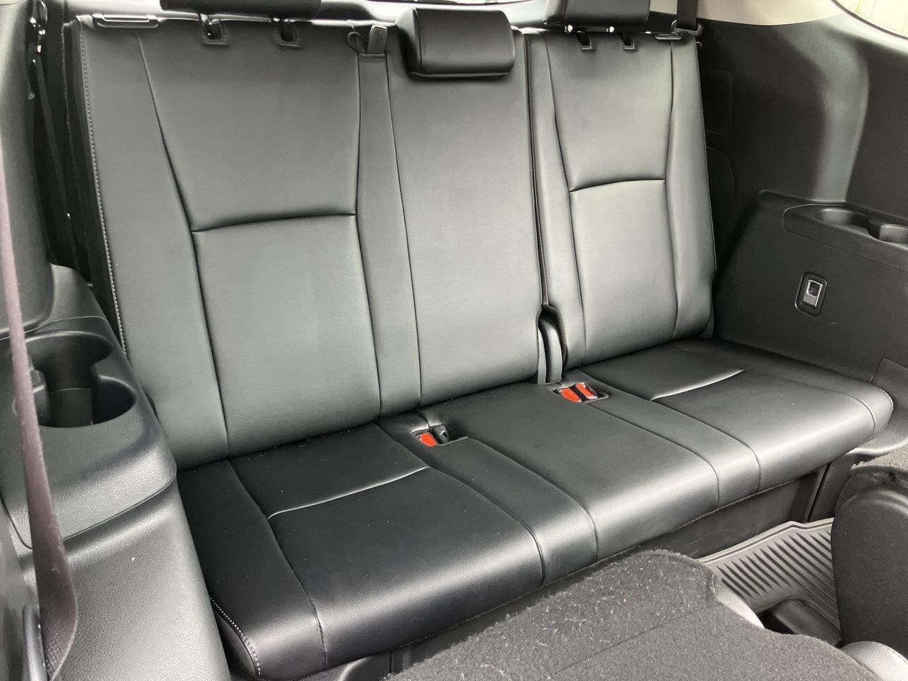 Used 2025 Toyota Highlander SUV