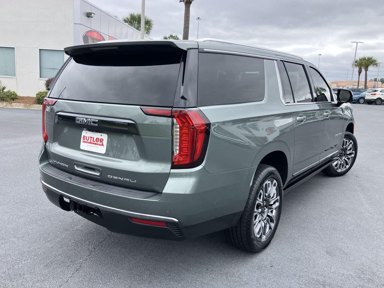 Used 2024 GMC Yukon XL SUV
