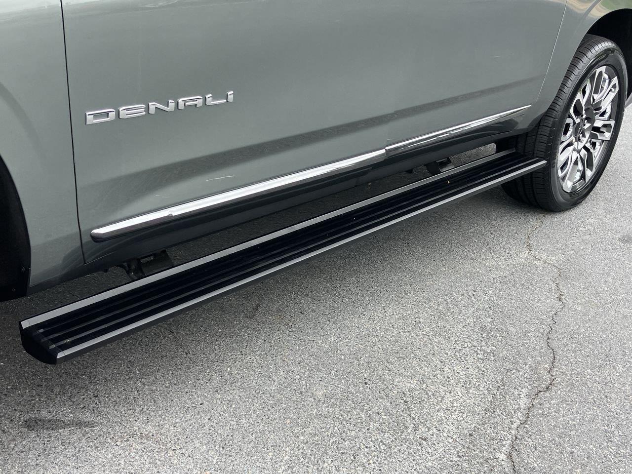 Used 2024 GMC Yukon XL SUV