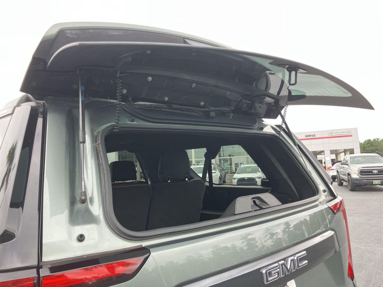 Used 2024 GMC Yukon XL SUV