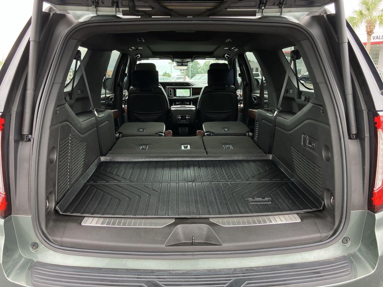 Used 2024 GMC Yukon XL SUV