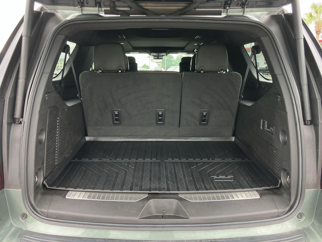 Used 2024 GMC Yukon XL SUV