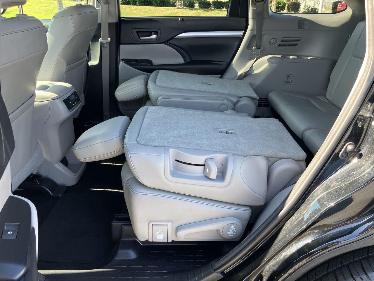 Used 2017 Toyota Highlander SUV