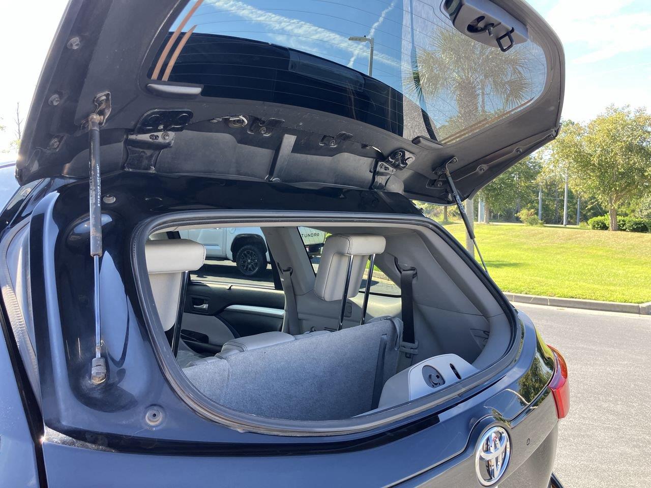 Used 2017 Toyota Highlander SUV