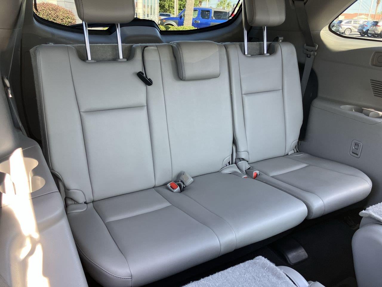 Used 2017 Toyota Highlander SUV