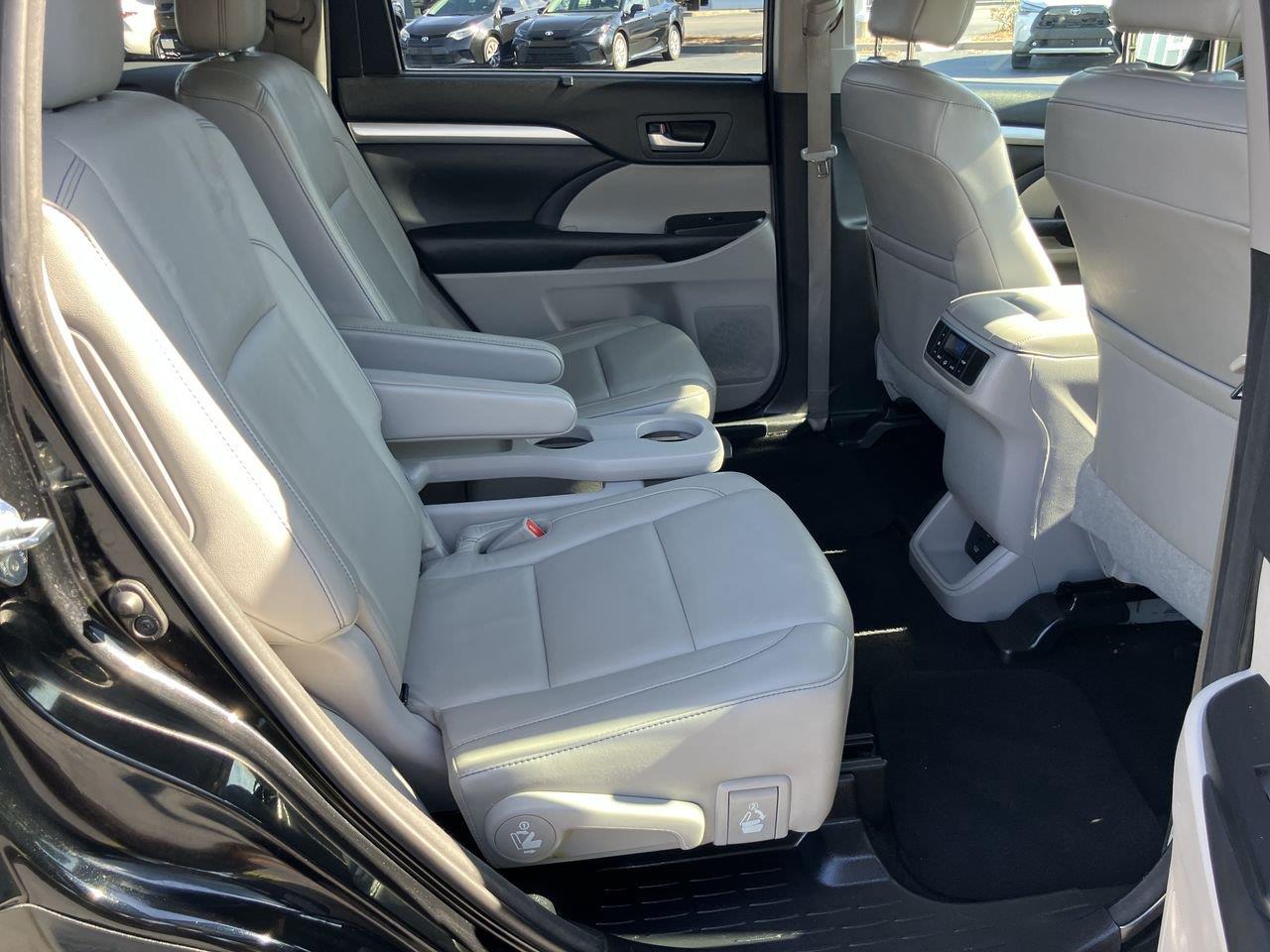Used 2017 Toyota Highlander SUV