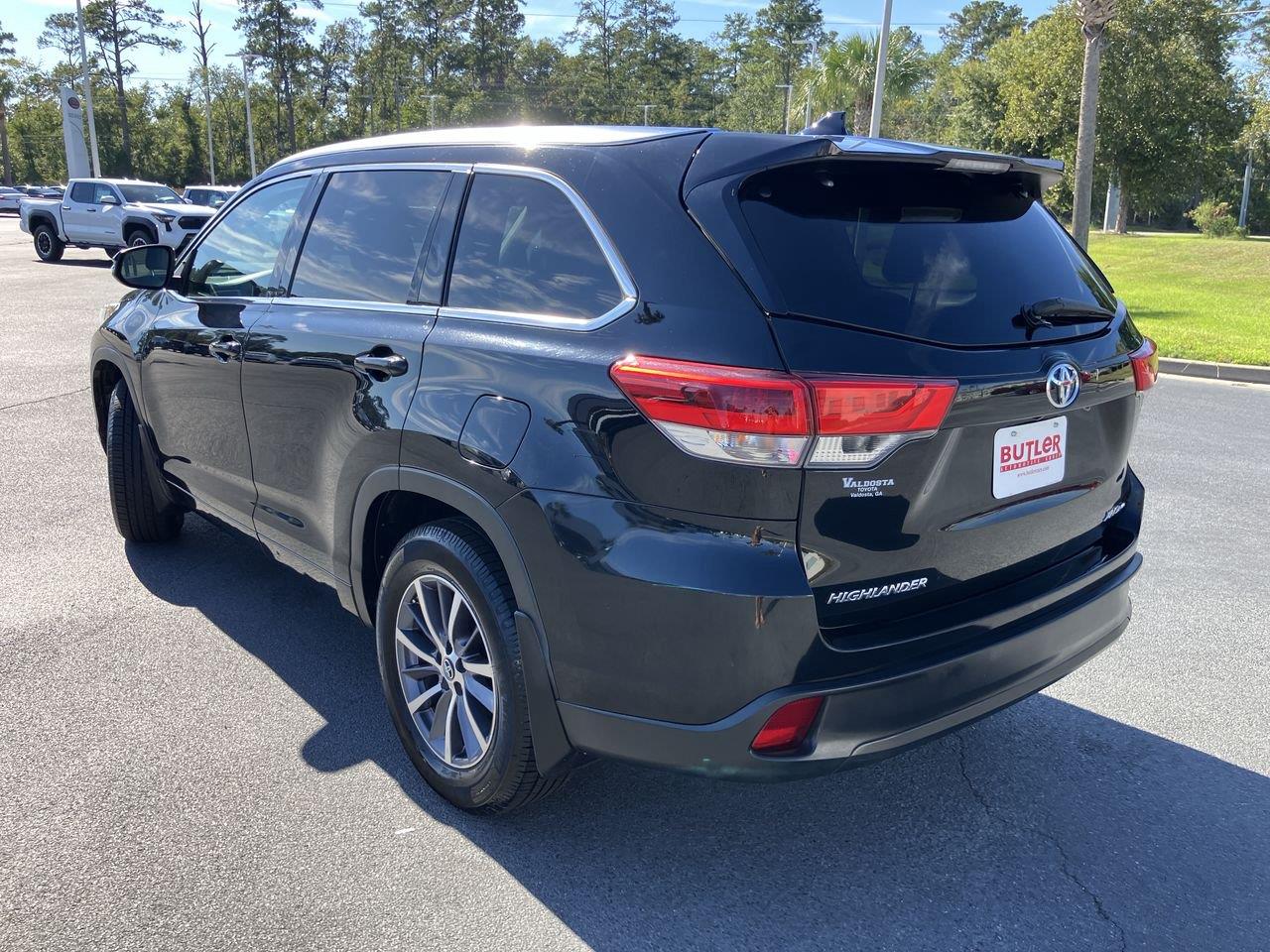 Used 2017 Toyota Highlander SUV