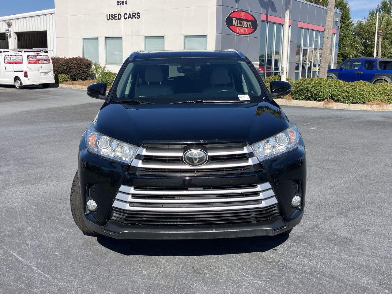 Used 2017 Toyota Highlander SUV