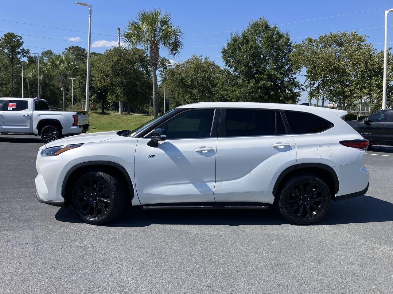 Used 2023 Toyota Highlander SUV