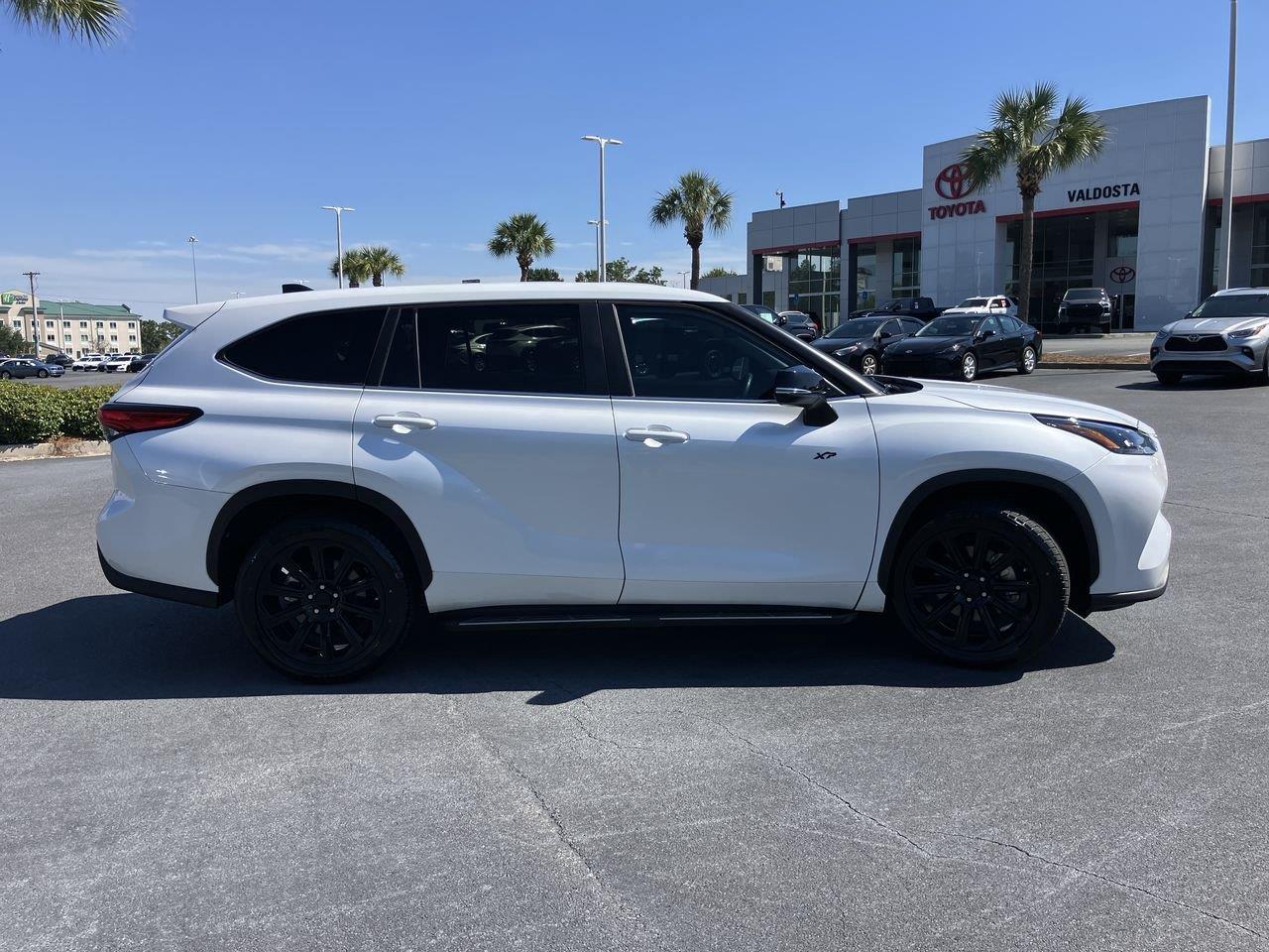 Used 2023 Toyota Highlander SUV