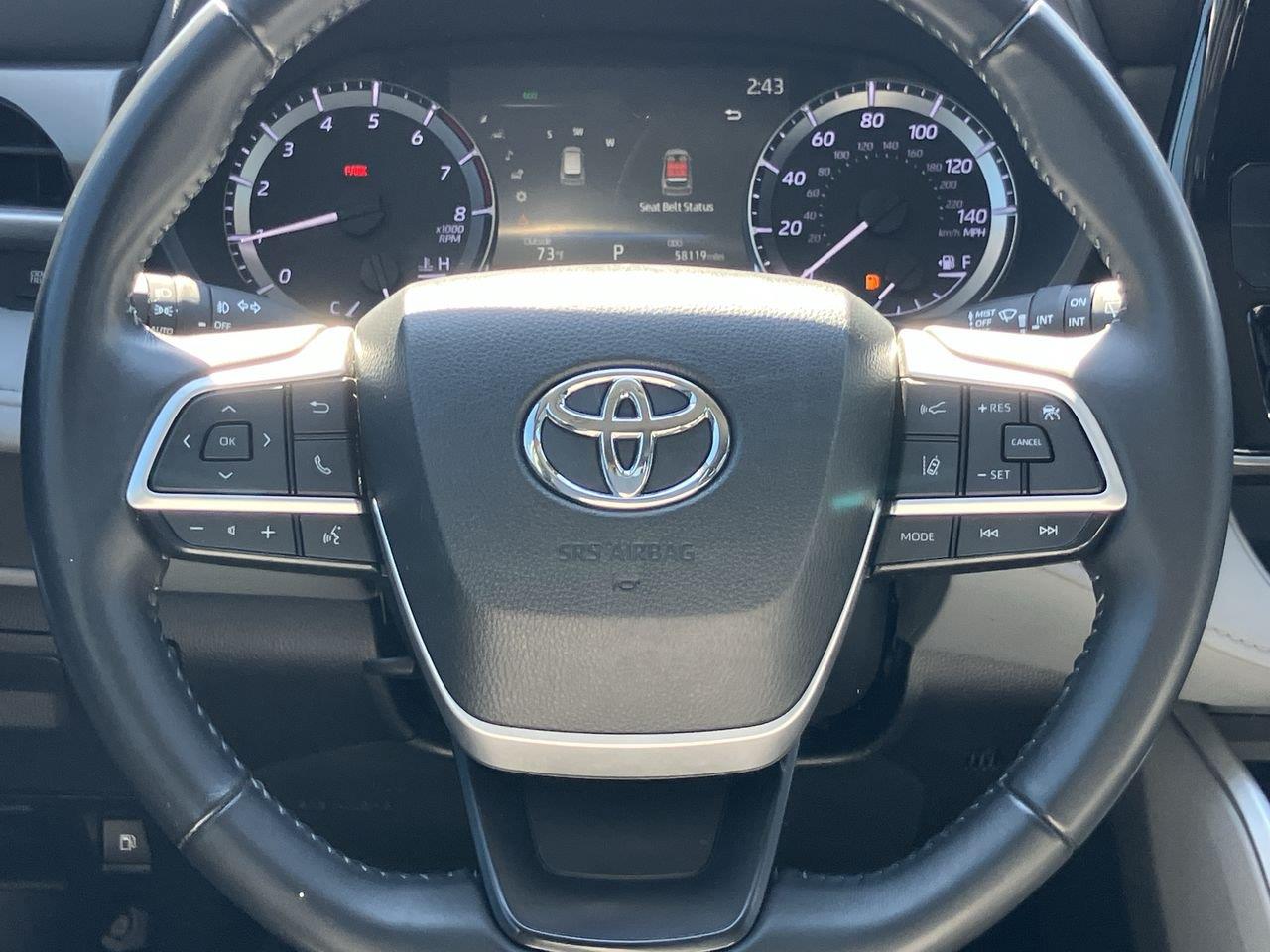 Used 2023 Toyota Highlander SUV