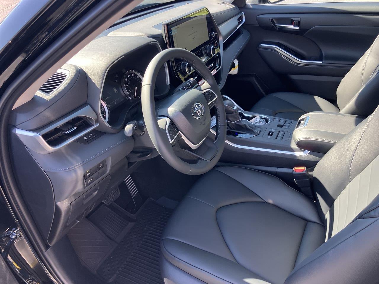 New 2026 Toyota Highlander SUV