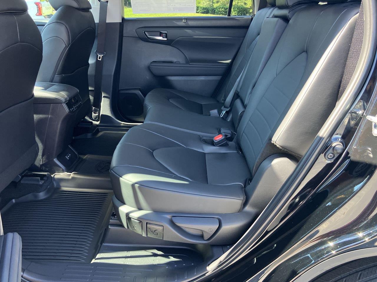 New 2026 Toyota Highlander SUV