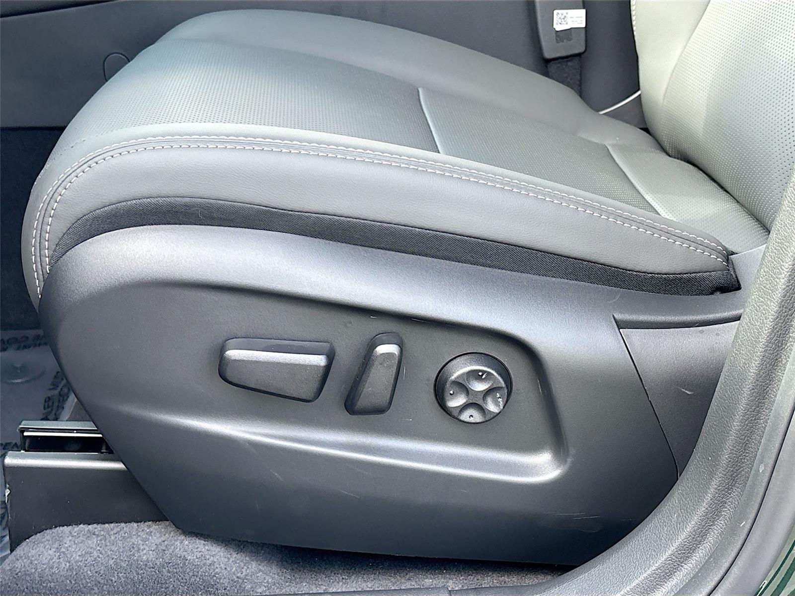 2025 VinFast VF 8 Plus