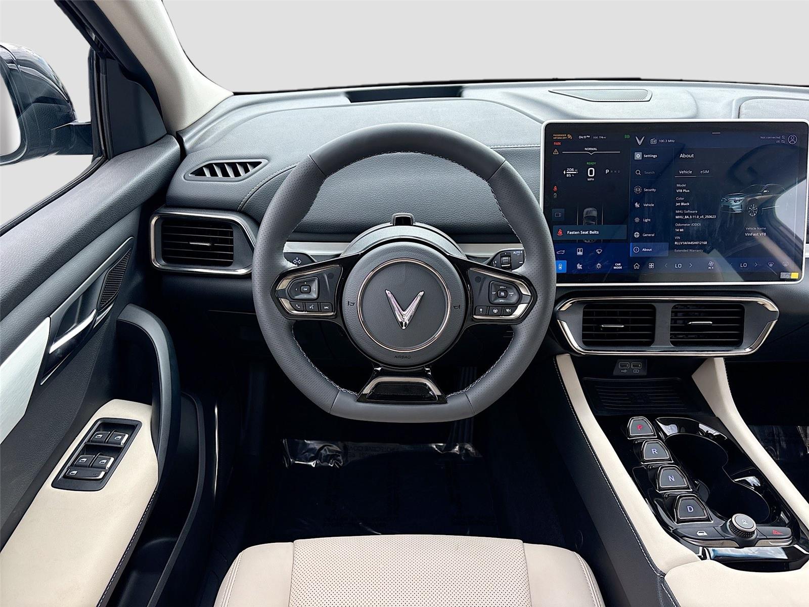 2025 VinFast VF 8 Plus