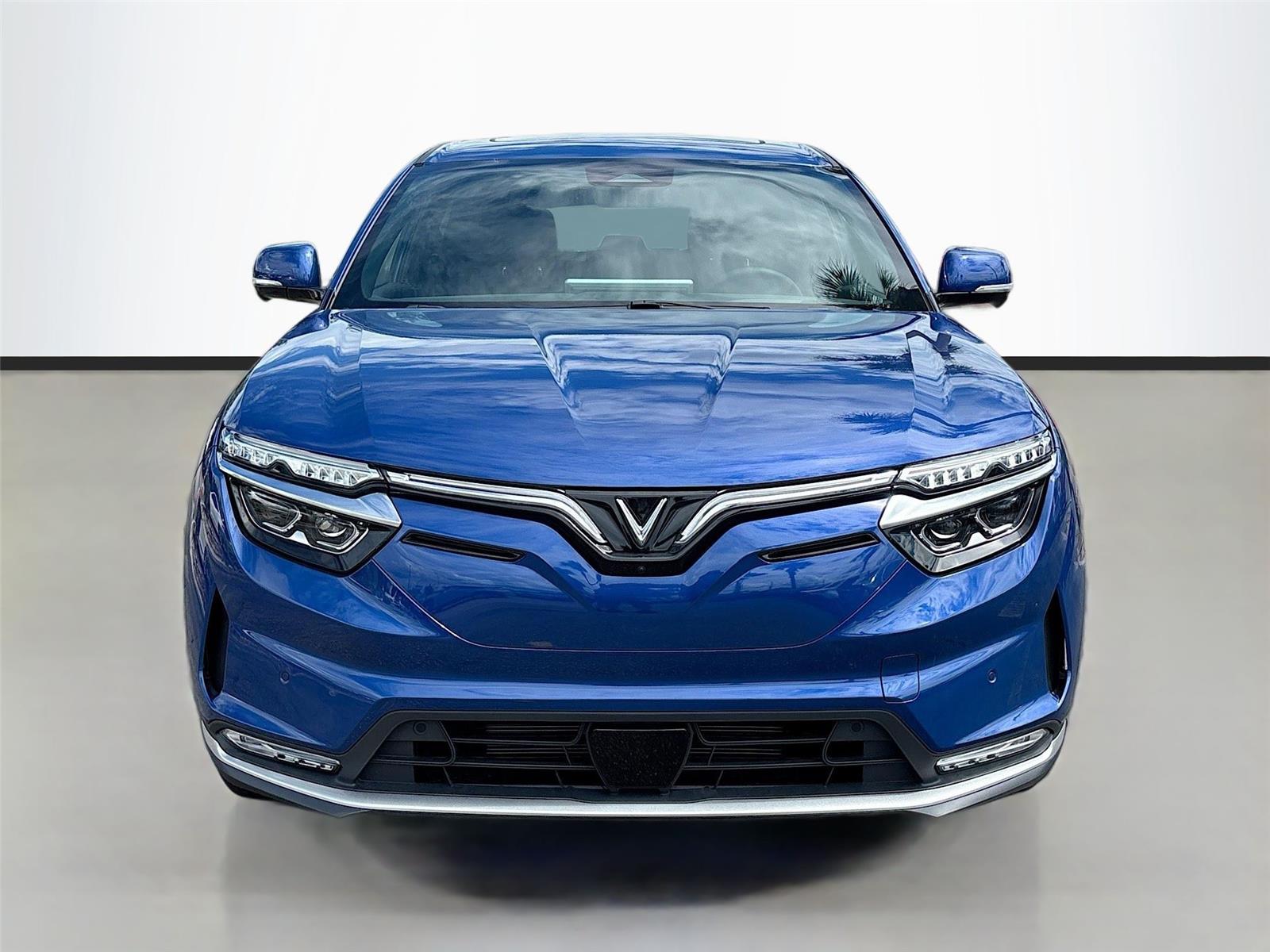 2025 VinFast VF 8 Plus