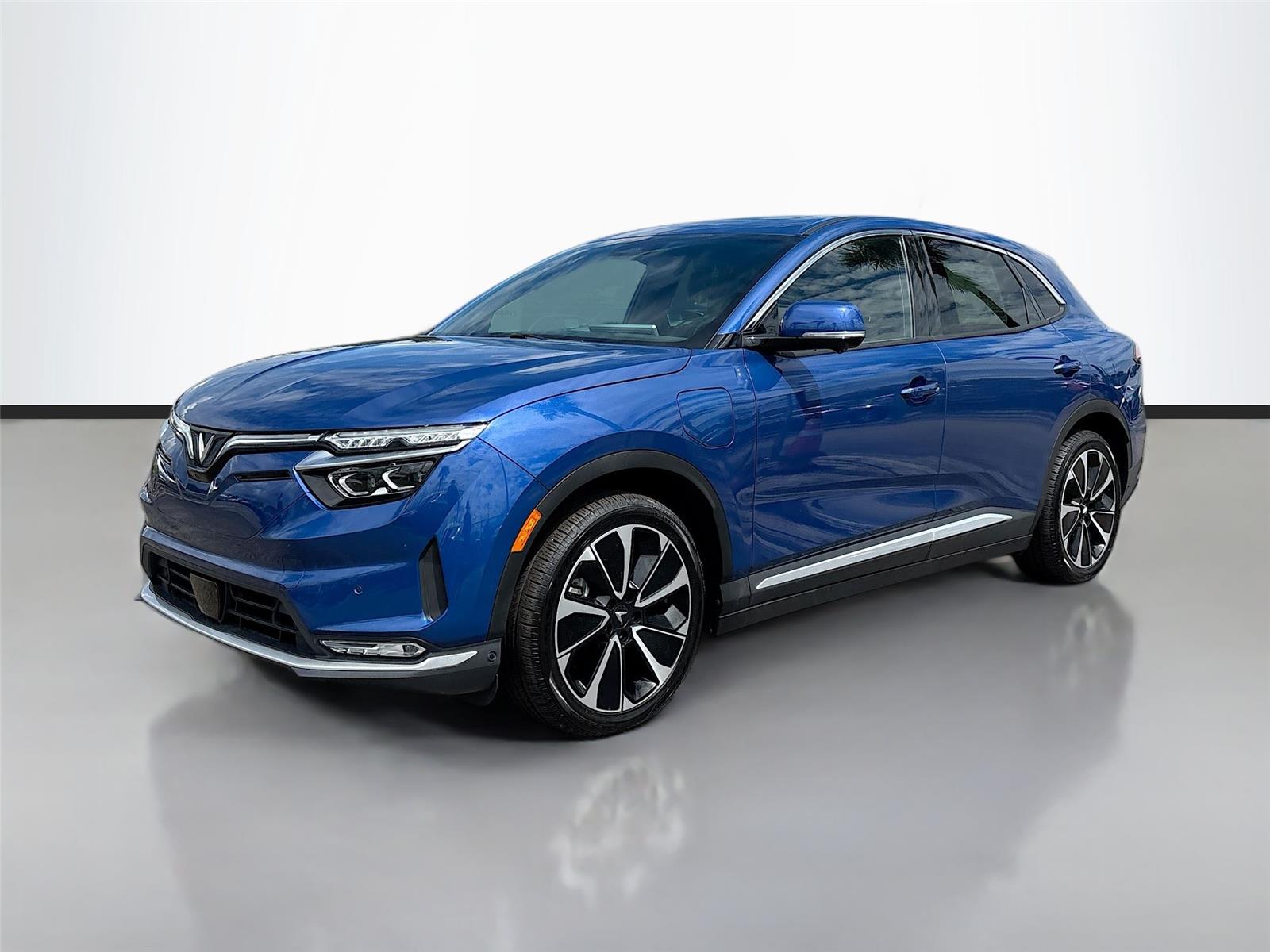 2025 VinFast VF 8 Plus