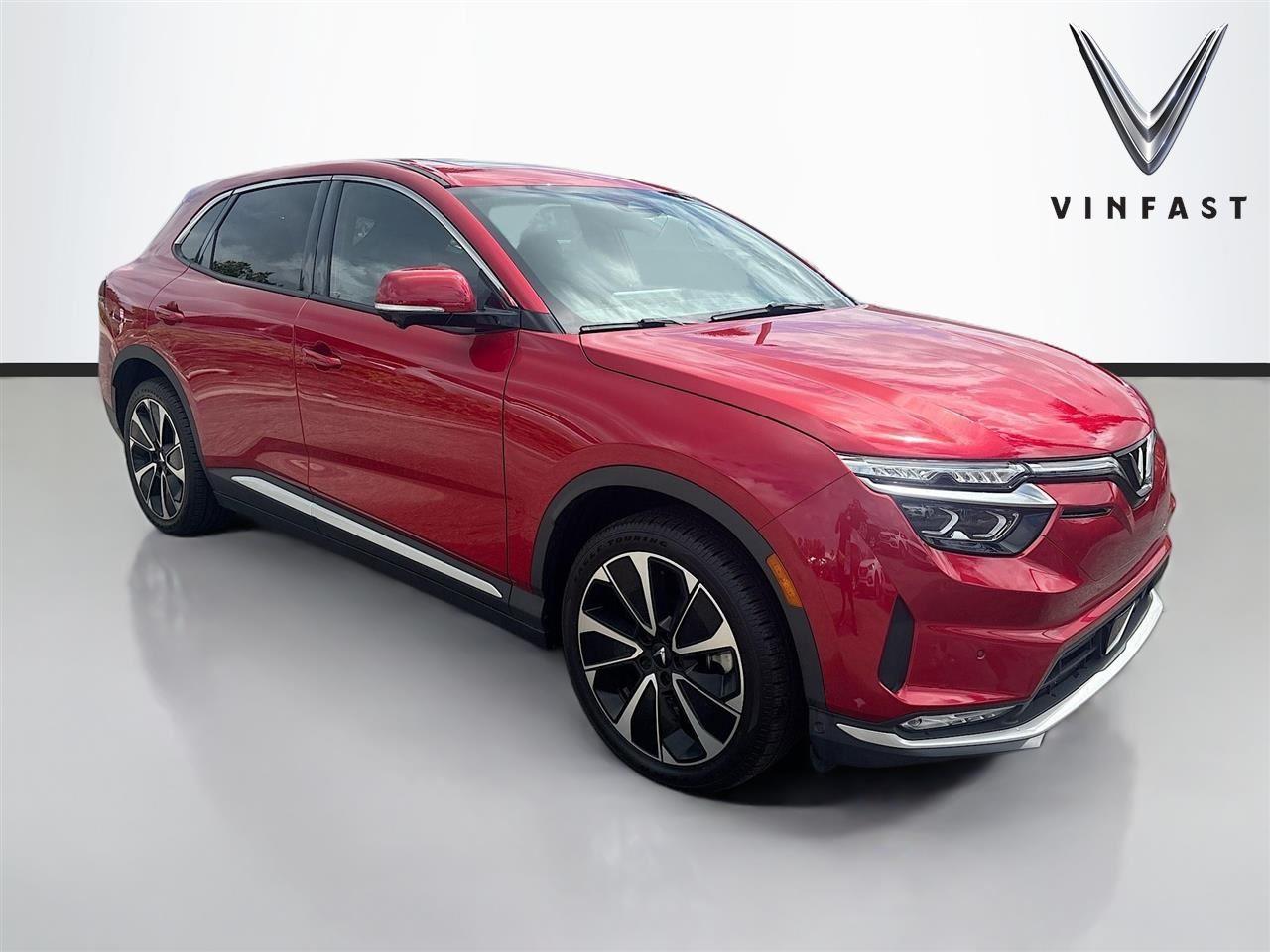 2025 VinFast VF 8 Plus