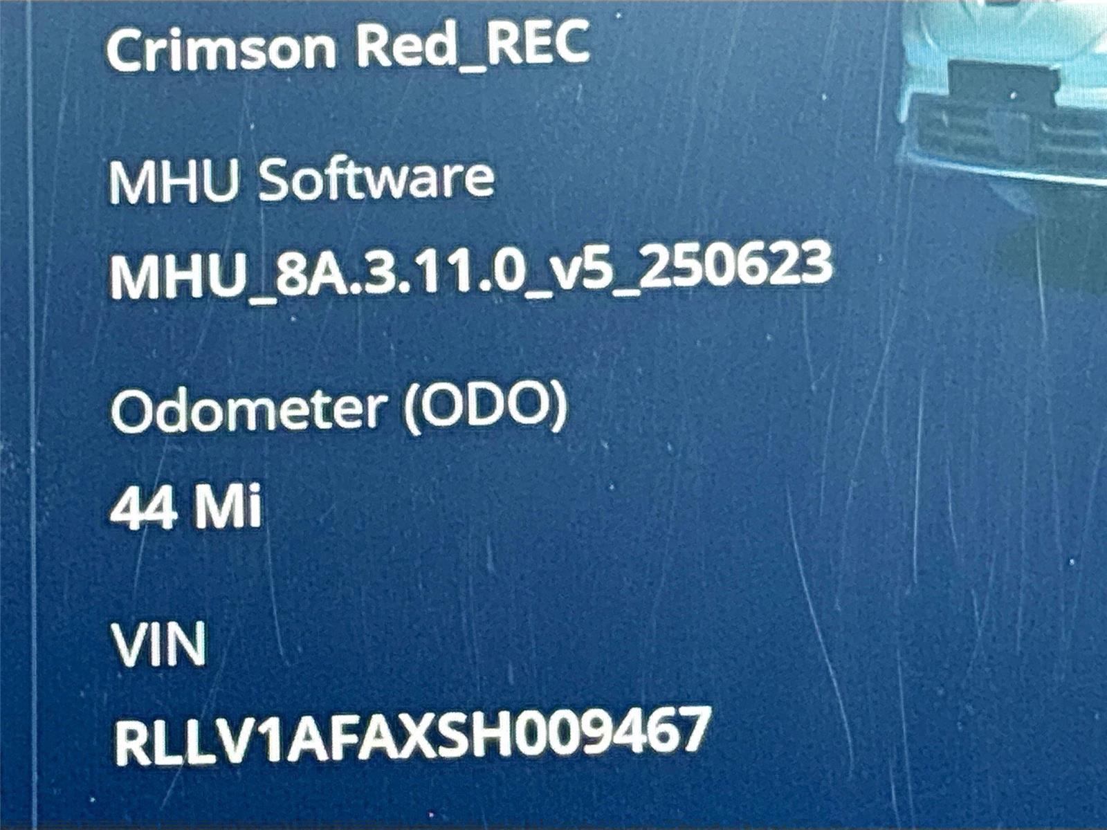 2025 VinFast VF 8 Plus