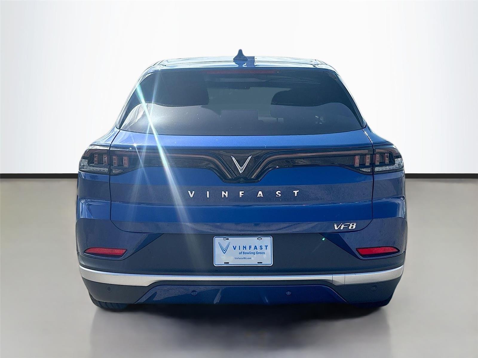 2025 VinFast VF 8 Plus
