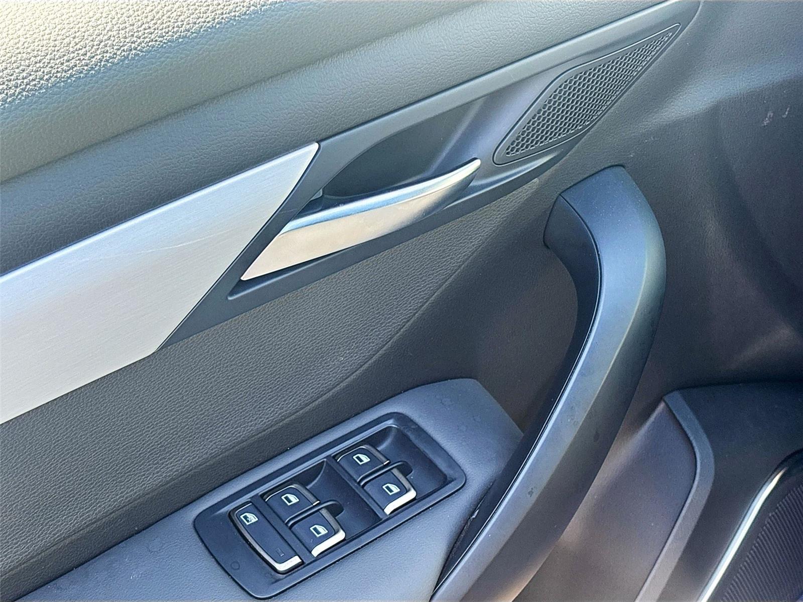 2025 VinFast VF 8 Plus