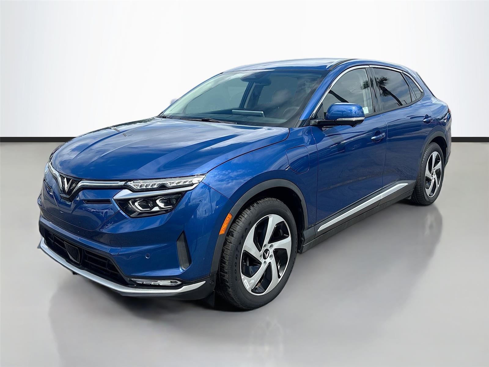 2023 Vinfast VF 8 8 photo 3
