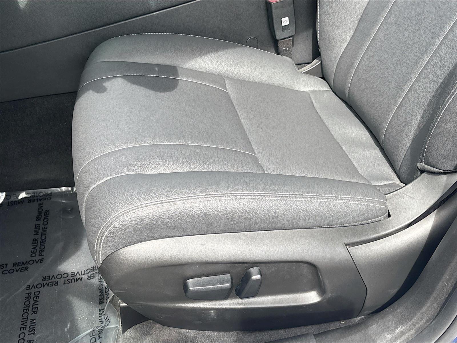 2023 VinFast VF 8 Eco