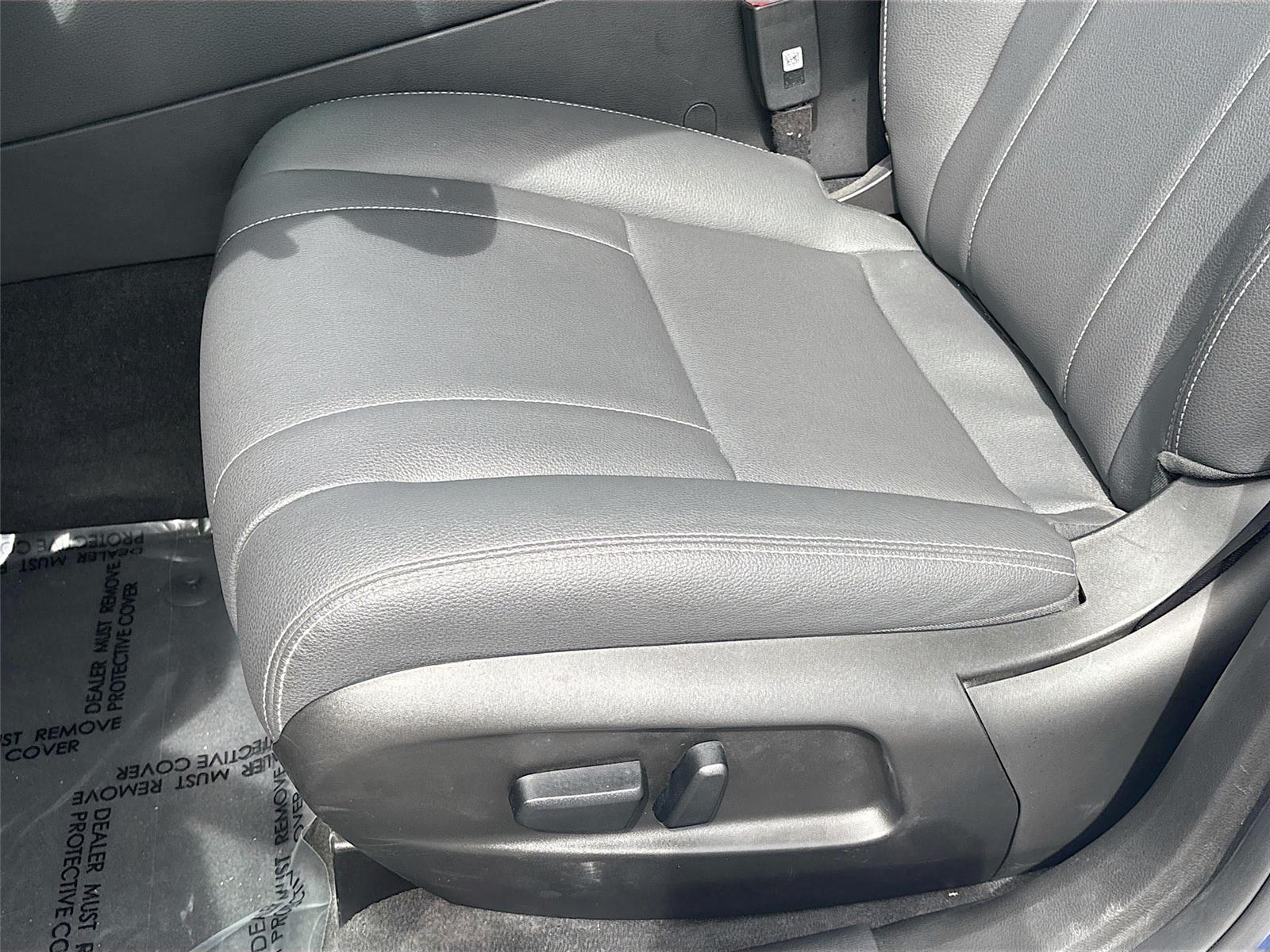 2023 VinFast VF 8 Eco