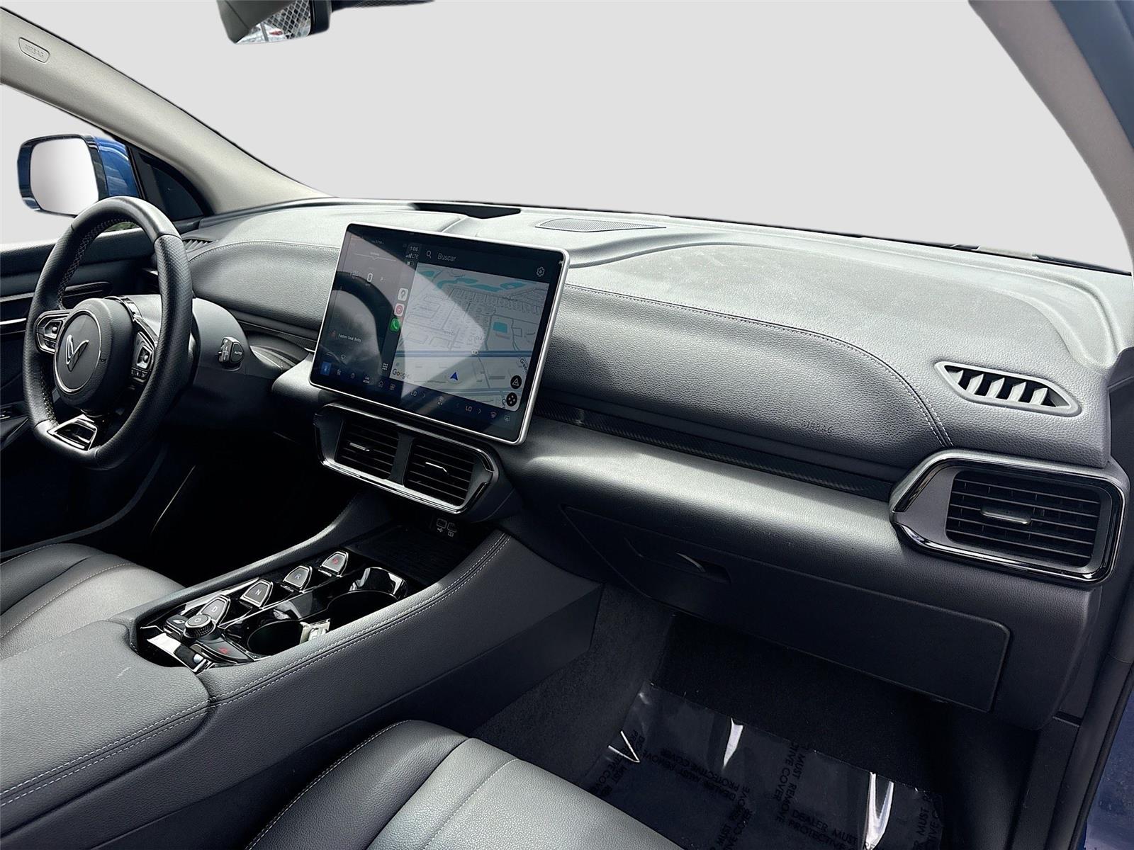 2023 VinFast VF 8 Eco