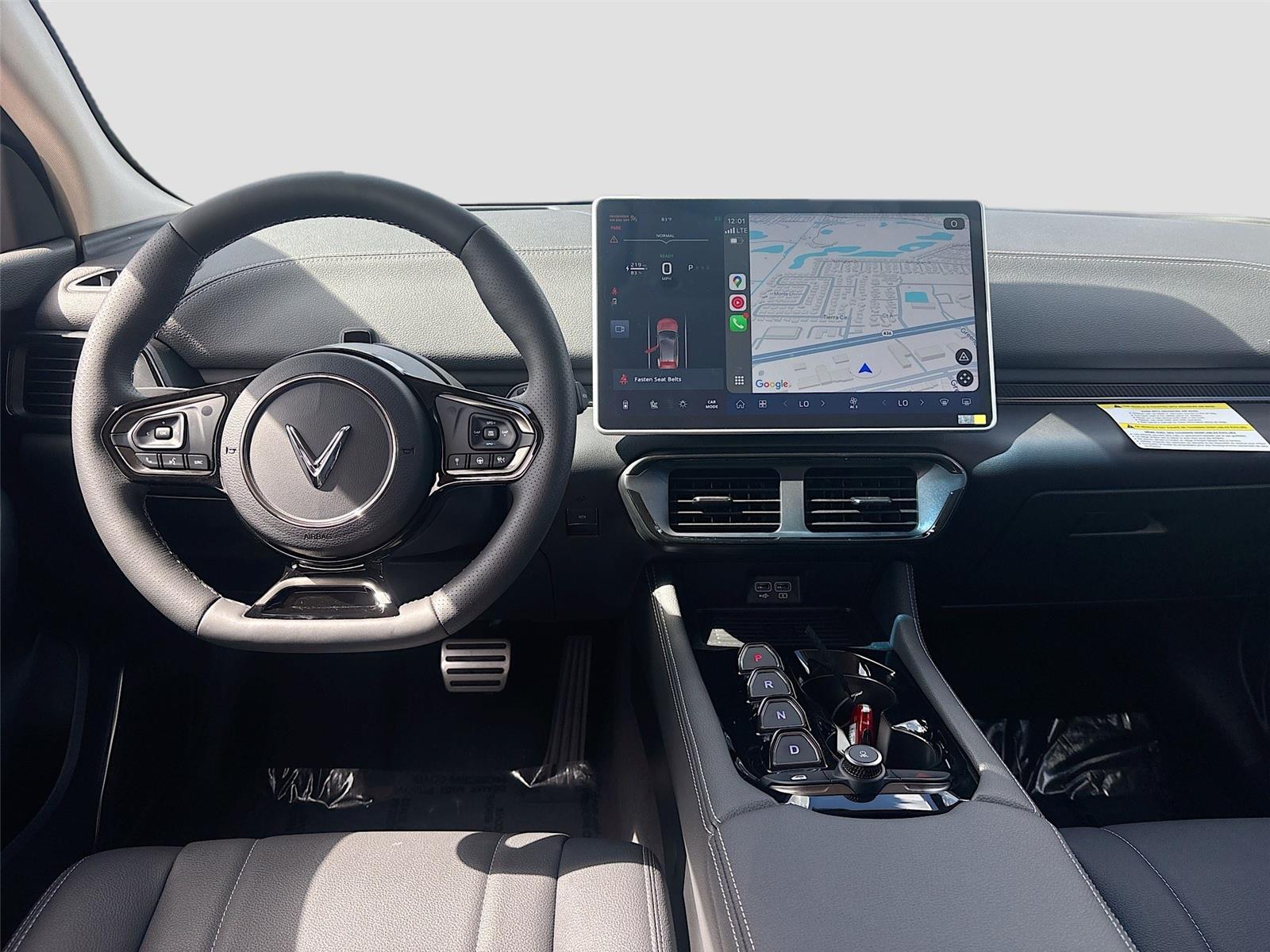 2025 VinFast VF 8 Eco