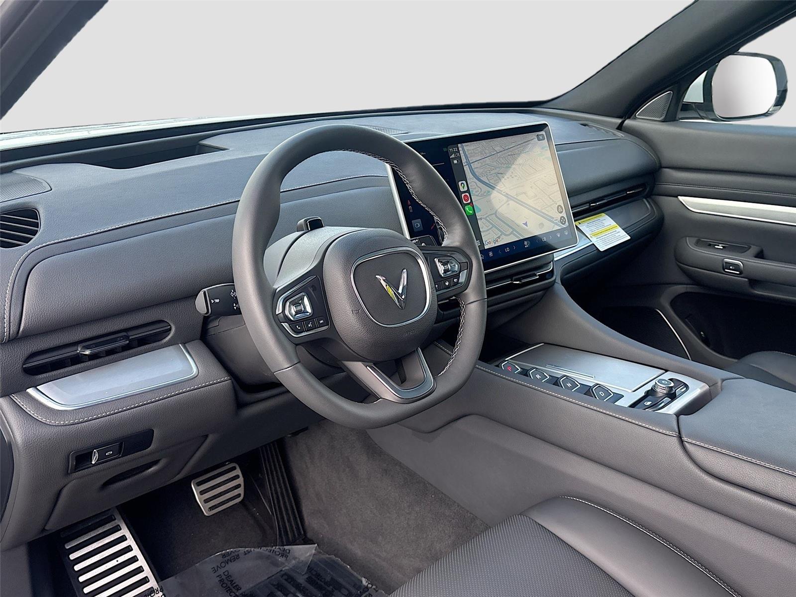 2024 VinFast VF 9 Plus