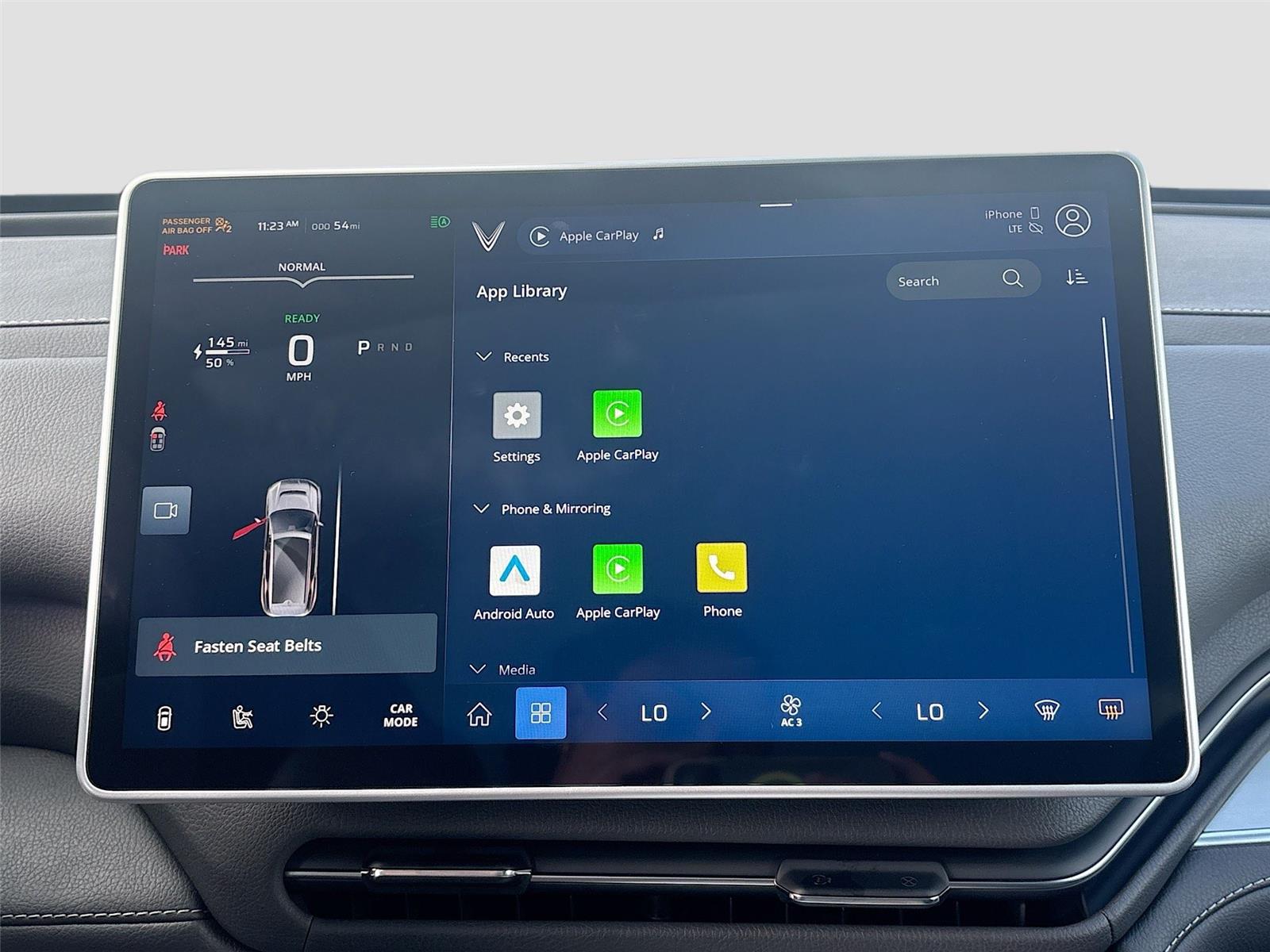 2024 VinFast VF 9 Plus