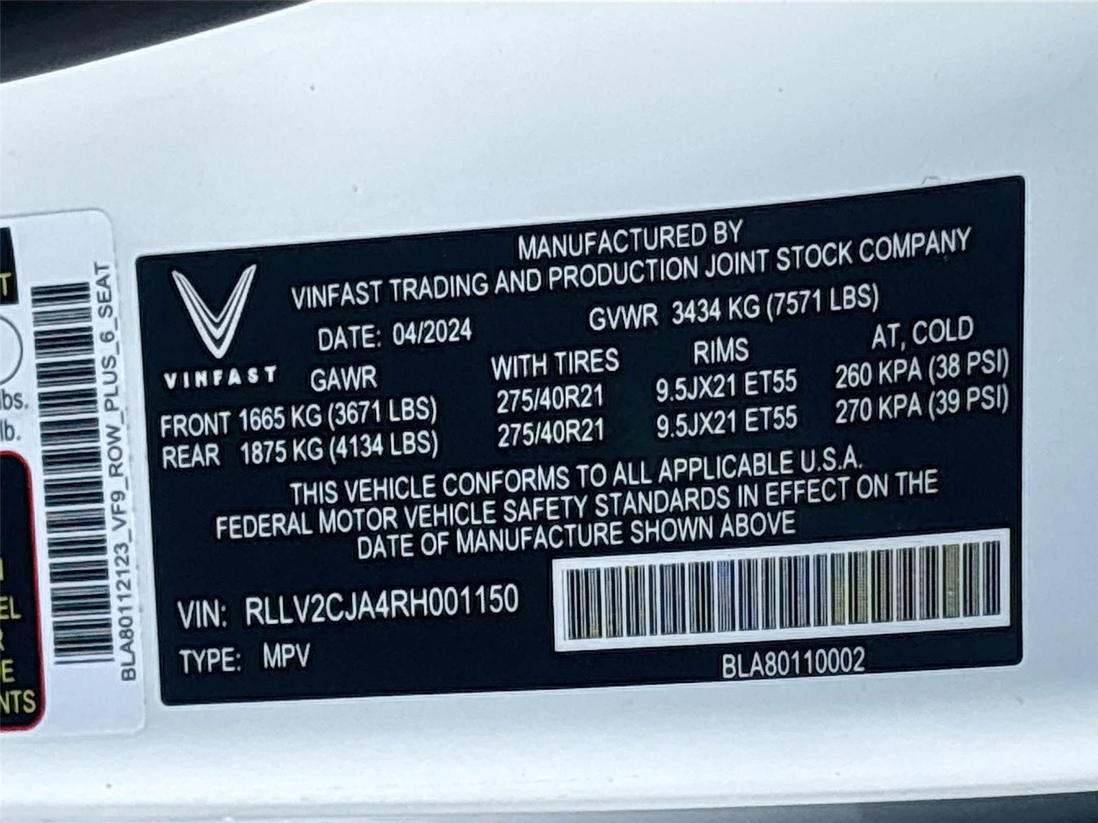 2024 VinFast VF 9 Plus