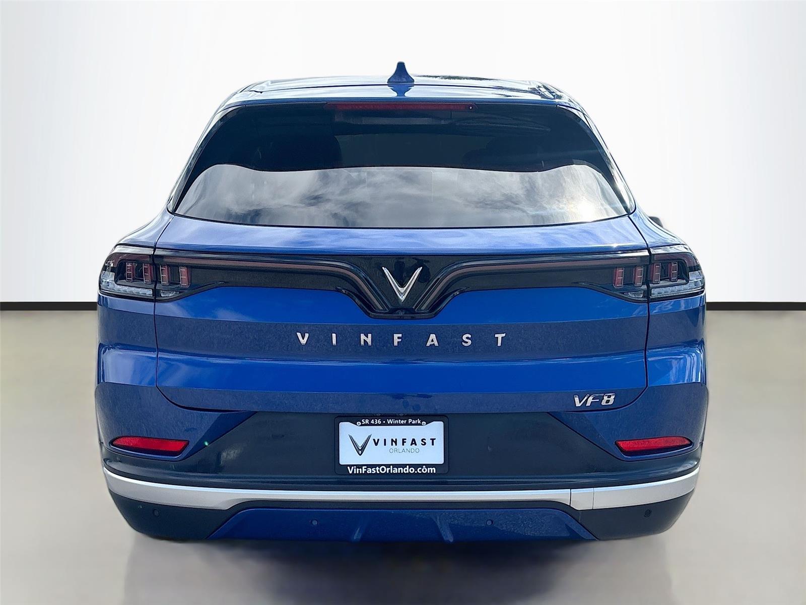 2023 VinFast VF 8 Eco